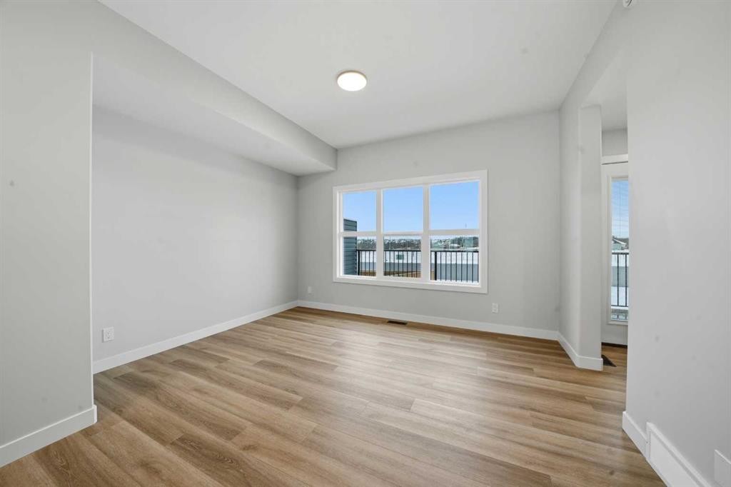 17 Gray Close, Sylvan Lake, AB - Indoor Photo Showing Other Room