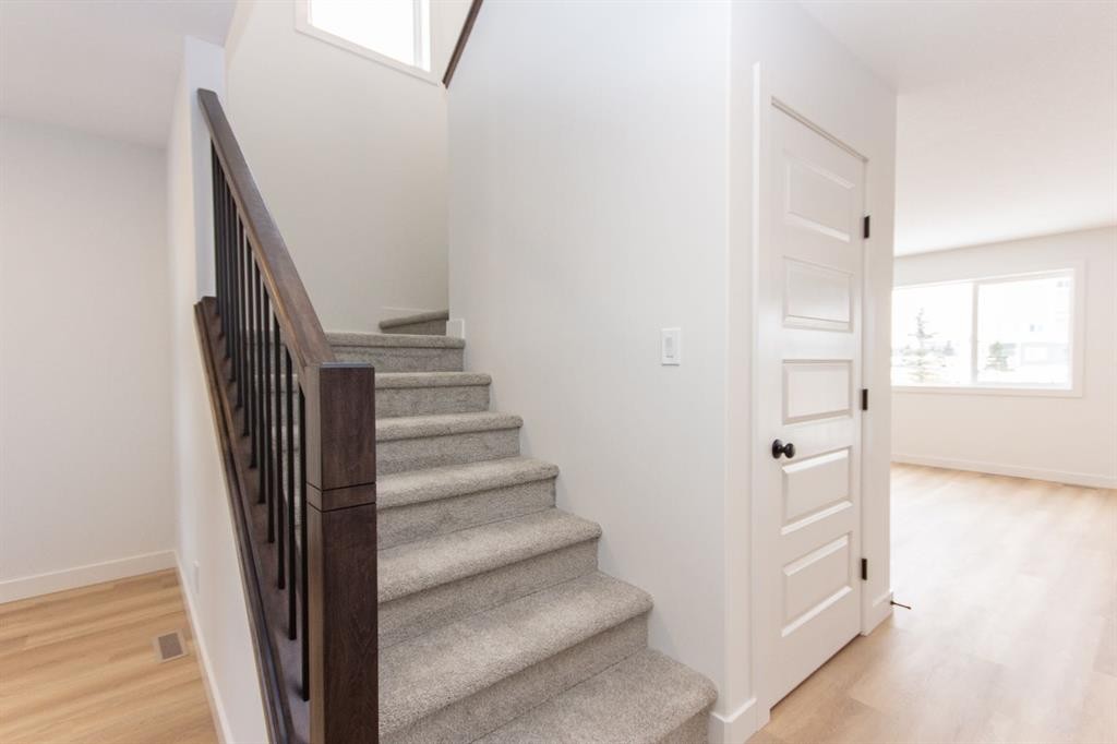 12 Trinity Street, Lacombe, AB - Indoor Photo Showing Other Room