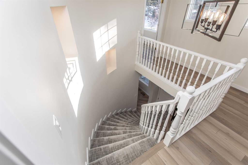 10 Pickwick Lane, Lacombe, AB - Indoor Photo Showing Other Room