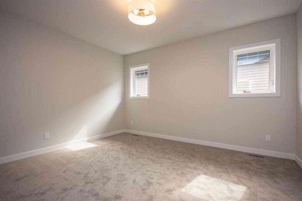 37 Terra Close, Red Deer, AB - Indoor Photo Showing Other Room