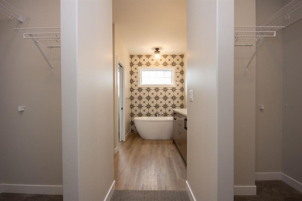 37 Terra Close, Red Deer, AB - Indoor Photo Showing Bathroom