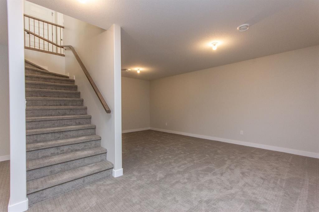 37 Terra Close, Red Deer, AB - Indoor Photo Showing Other Room