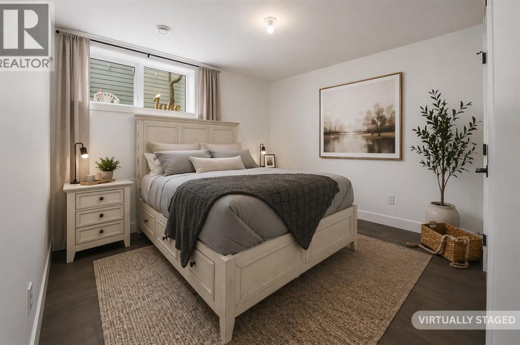 158 Jarvis Bay Drive, Jarvis Bay, AB - Indoor Photo Showing Bedroom