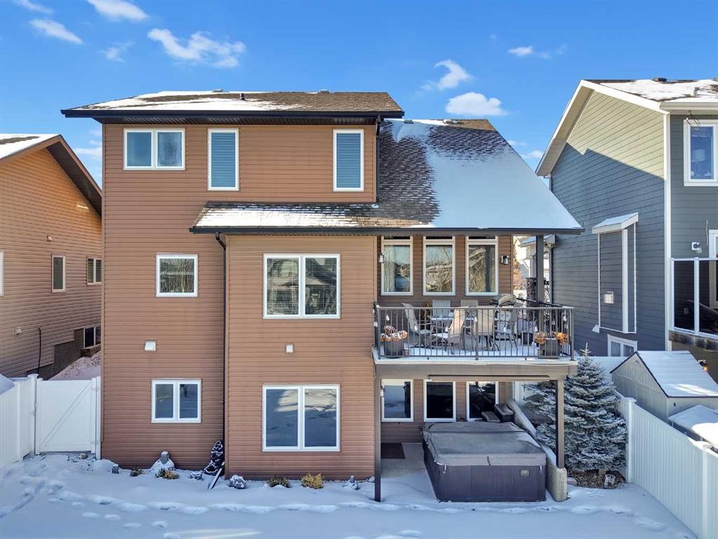 33 Sisson Avenue, Red Deer, AB - Outdoor
