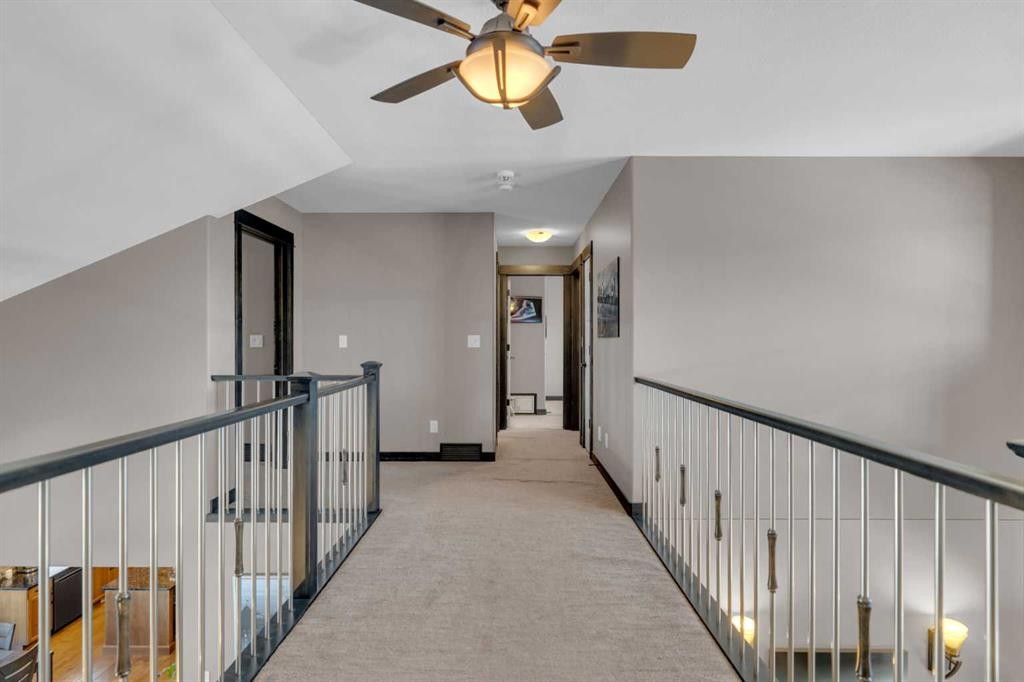 33 Sisson Avenue, Red Deer, AB - Indoor Photo Showing Other Room