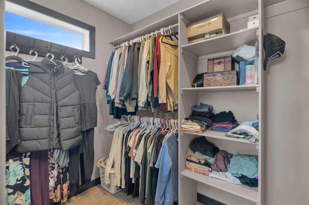 33 Sisson Avenue, Red Deer, AB - Indoor With Storage