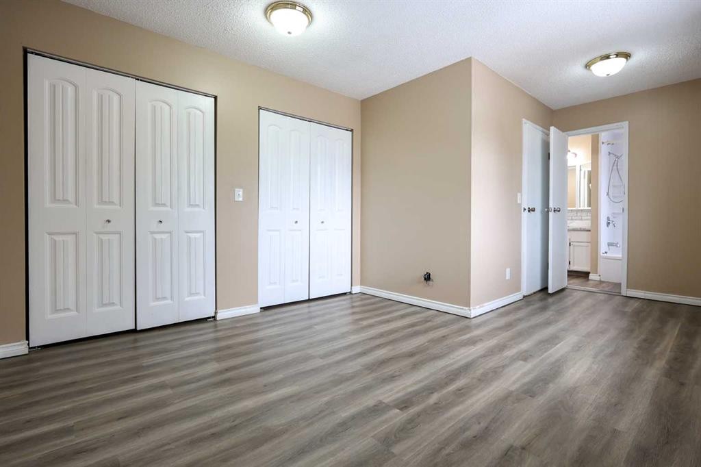 70 Mclevin Crescent, Red Deer, AB - Indoor Photo Showing Other Room