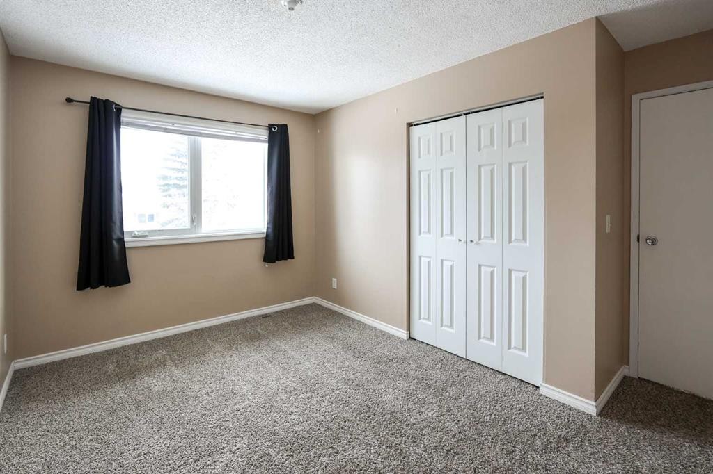 70 Mclevin Crescent, Red Deer, AB - Indoor