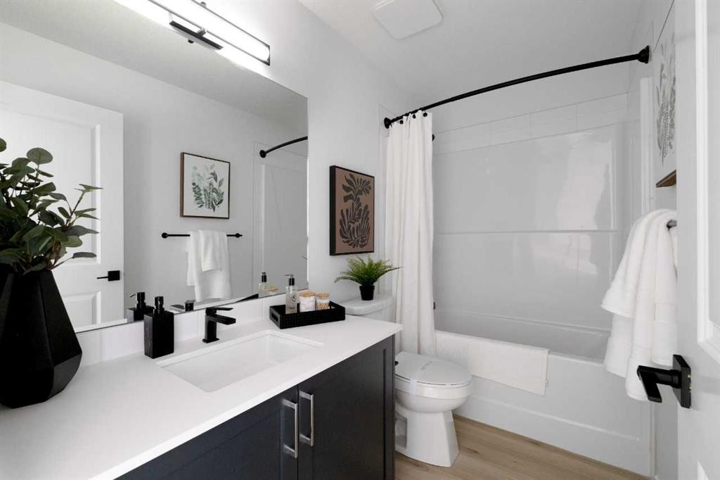 209-81 Midtown Boulevard Sw, Airdrie, AB - Indoor Photo Showing Bathroom