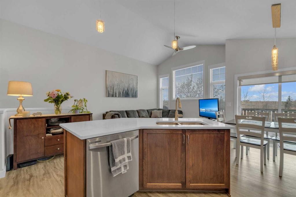 156 Wiley Crescent, Red Deer, AB - Indoor Photo Showing Other Room