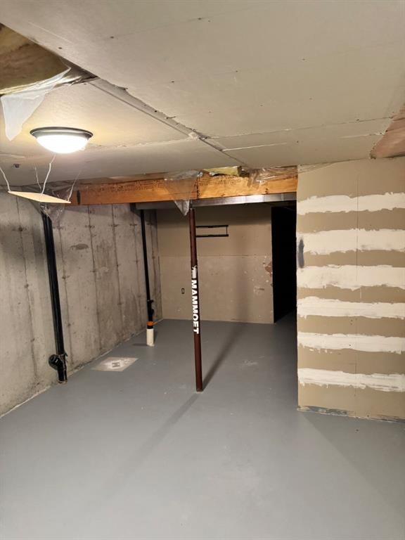 61 Lakeview Close, Blackfalds, AB - Indoor