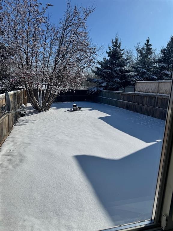 61 Lakeview Close, Blackfalds, AB - Outdoor