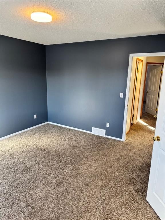 61 Lakeview Close, Blackfalds, AB - Indoor Photo Showing Other Room