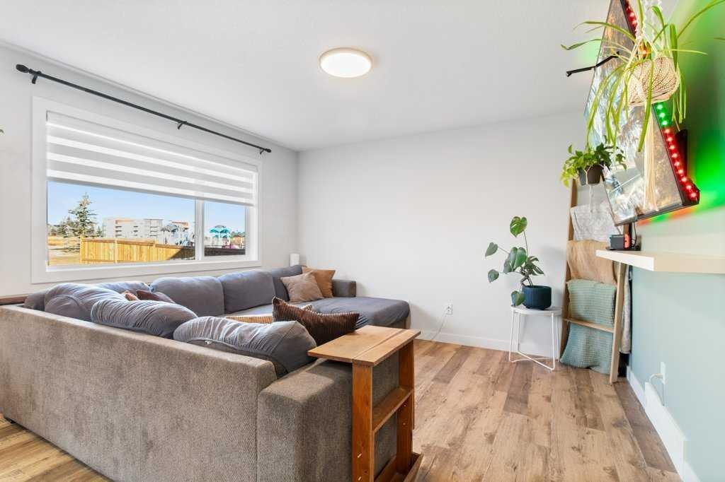 16 Trinity Street, Lacombe, AB - Indoor Photo Showing Other Room