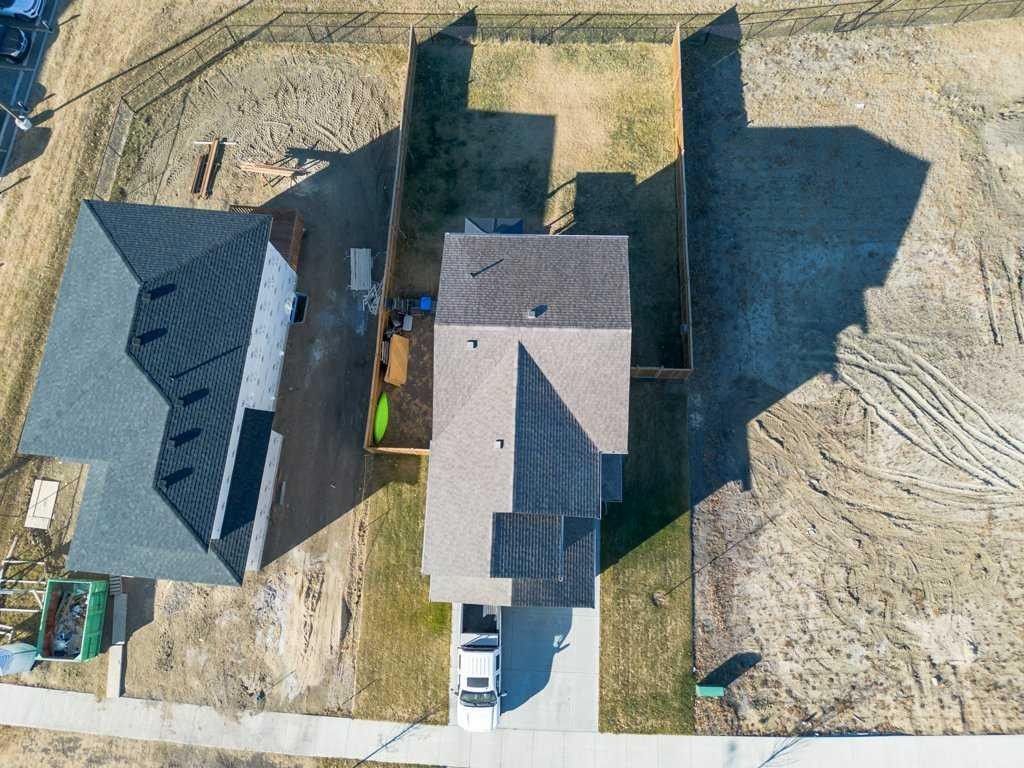 16 Trinity Street, Lacombe, AB - Outdoor