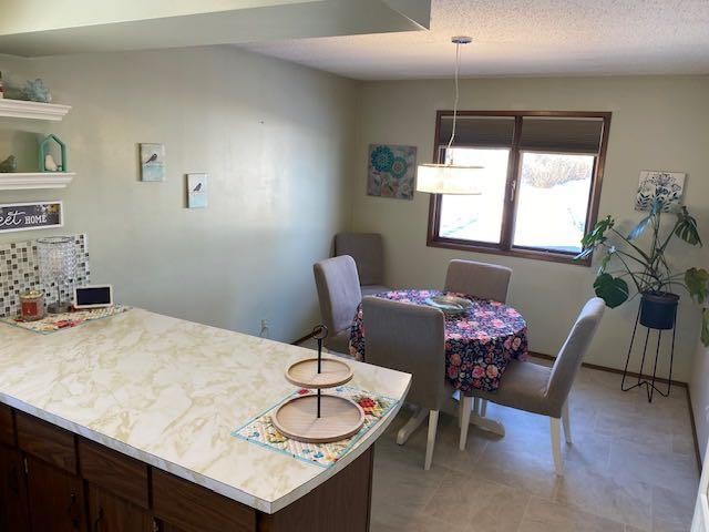 5809 43 Avenue, Camrose, AB - Indoor Photo Showing Dining Room