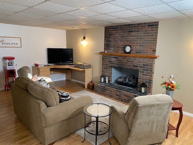 5809 43 Avenue, Camrose, AB - Indoor Photo Showing Living Room With Fireplace