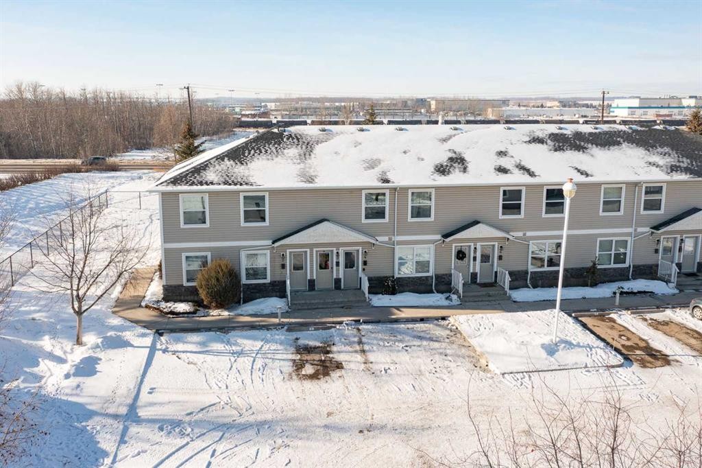 4-20 Jacobs Close, Red Deer, AB