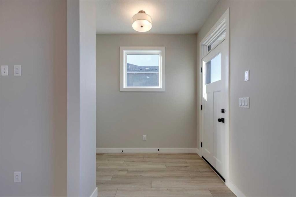 315 Fireside Drive, Cochrane, AB - Indoor Photo Showing Other Room