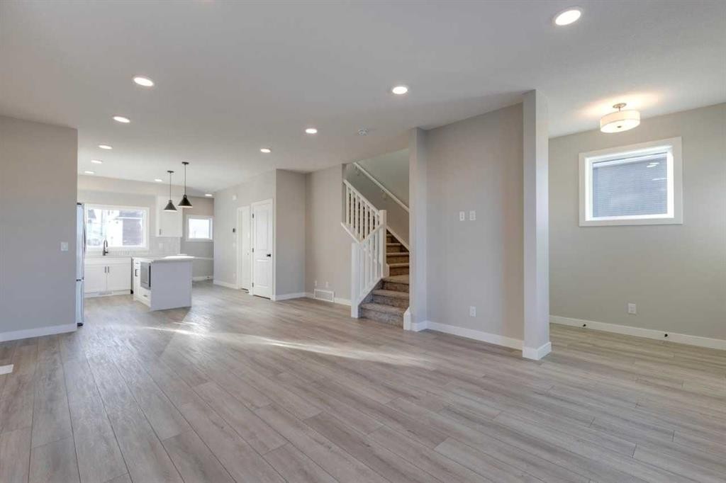 315 Fireside Drive, Cochrane, AB - Indoor