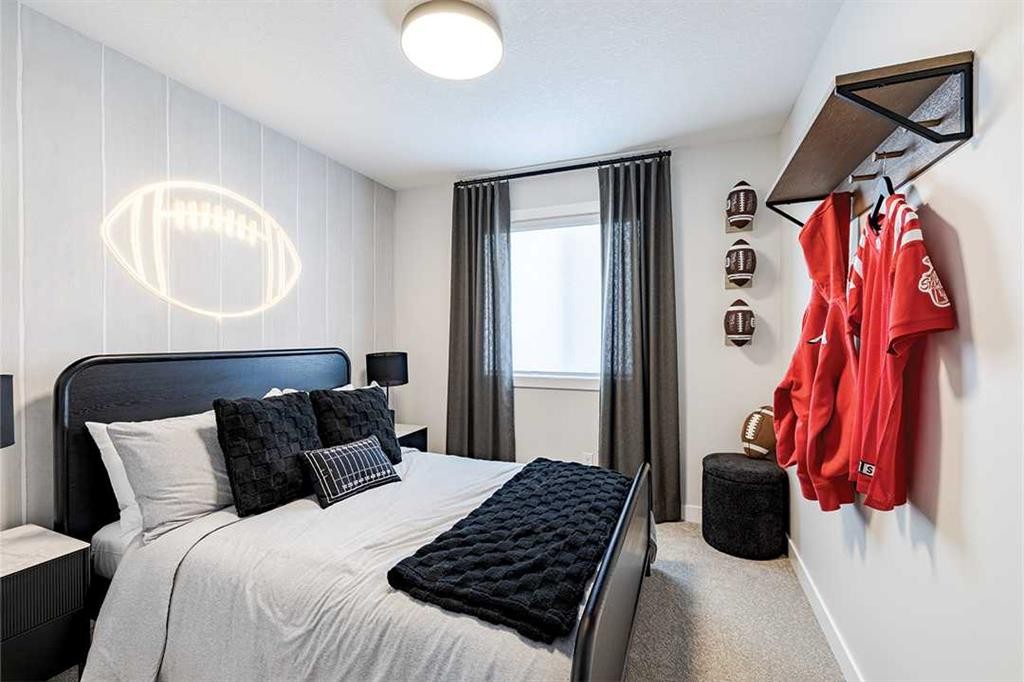 92 Ashlar Road Nw, Calgary, AB - Indoor Photo Showing Bedroom