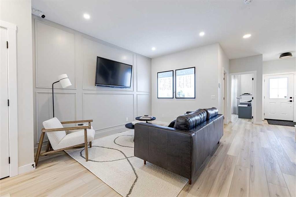 92 Ashlar Road Nw, Calgary, AB - Indoor