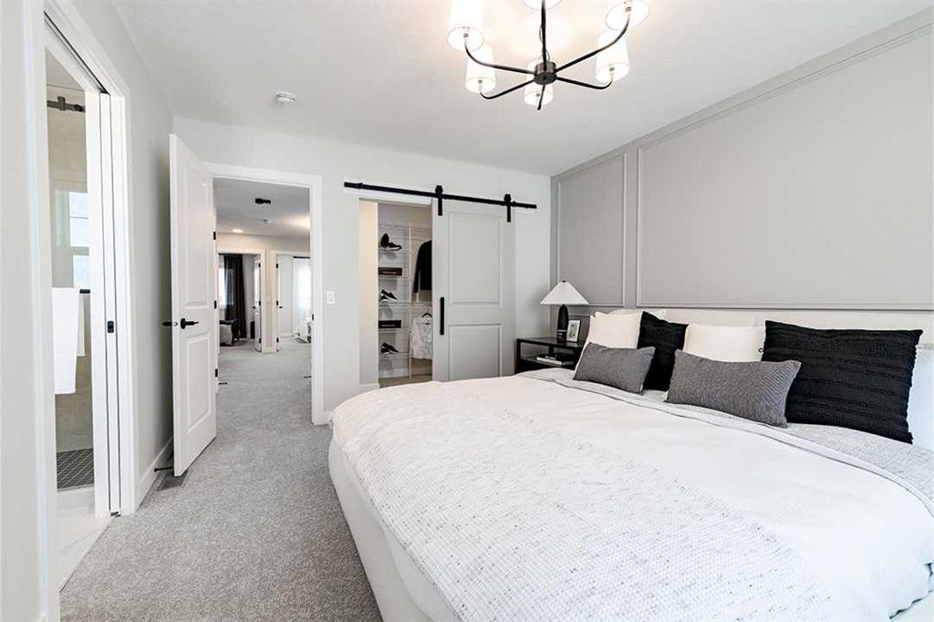 92 Ashlar Road Nw, Calgary, AB - Indoor Photo Showing Bedroom
