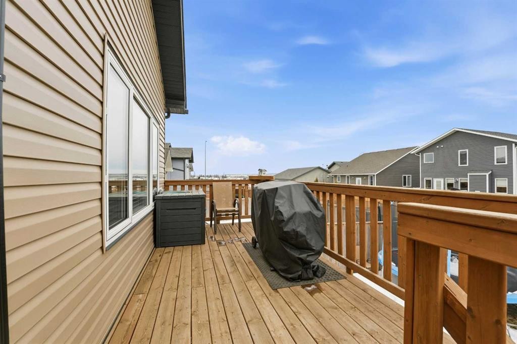 17 Vermont Close, Blackfalds, AB - Outdoor With Exterior