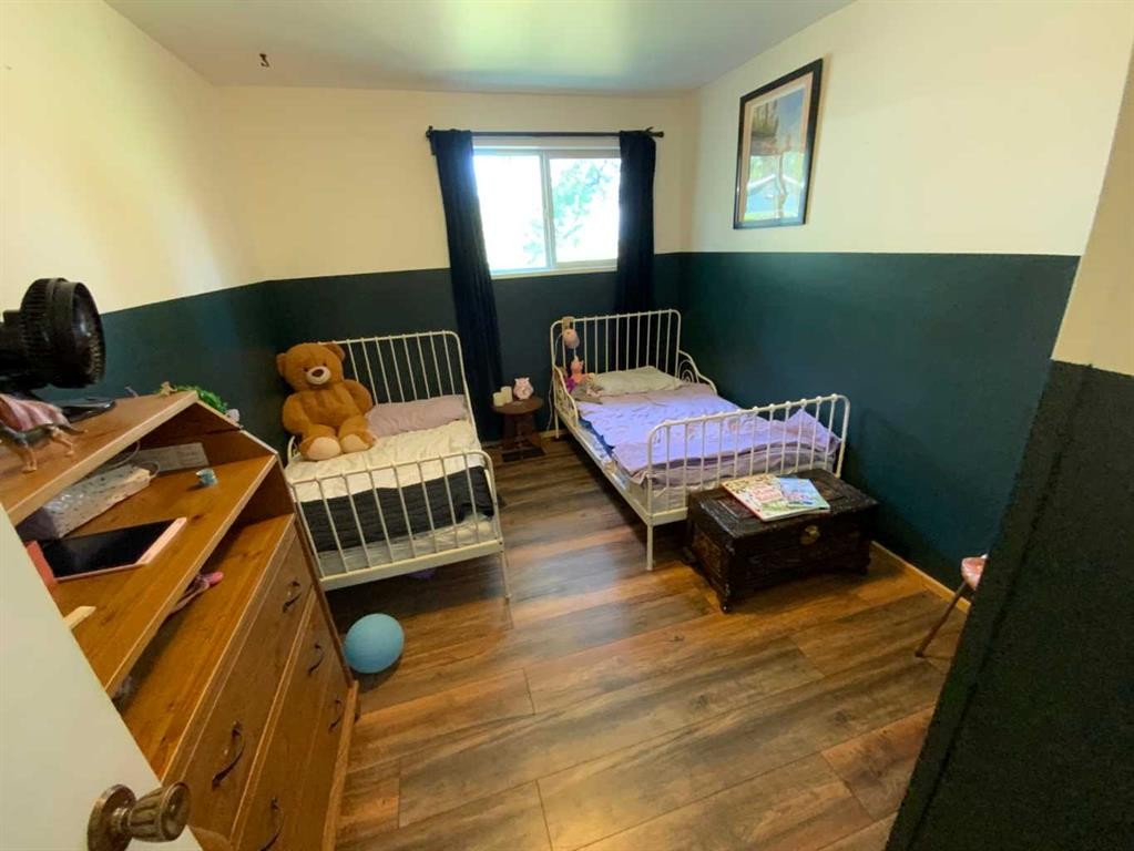 23 Mobile Drive Ne, Three Hills, AB