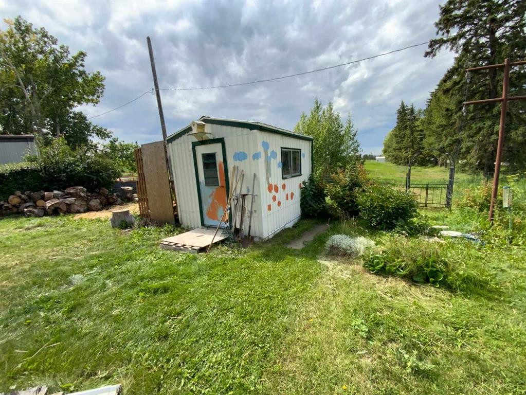 23 Mobile Drive Ne, Three Hills, AB