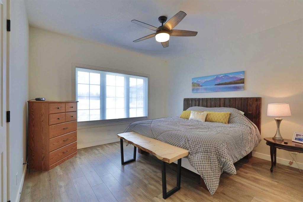 351 Elizabeth Avenue, Nordegg, AB - Indoor Photo Showing Bedroom