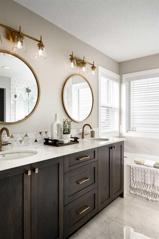 2173 Cobblebrook Crescent, Airdrie, AB - Indoor Photo Showing Bathroom
