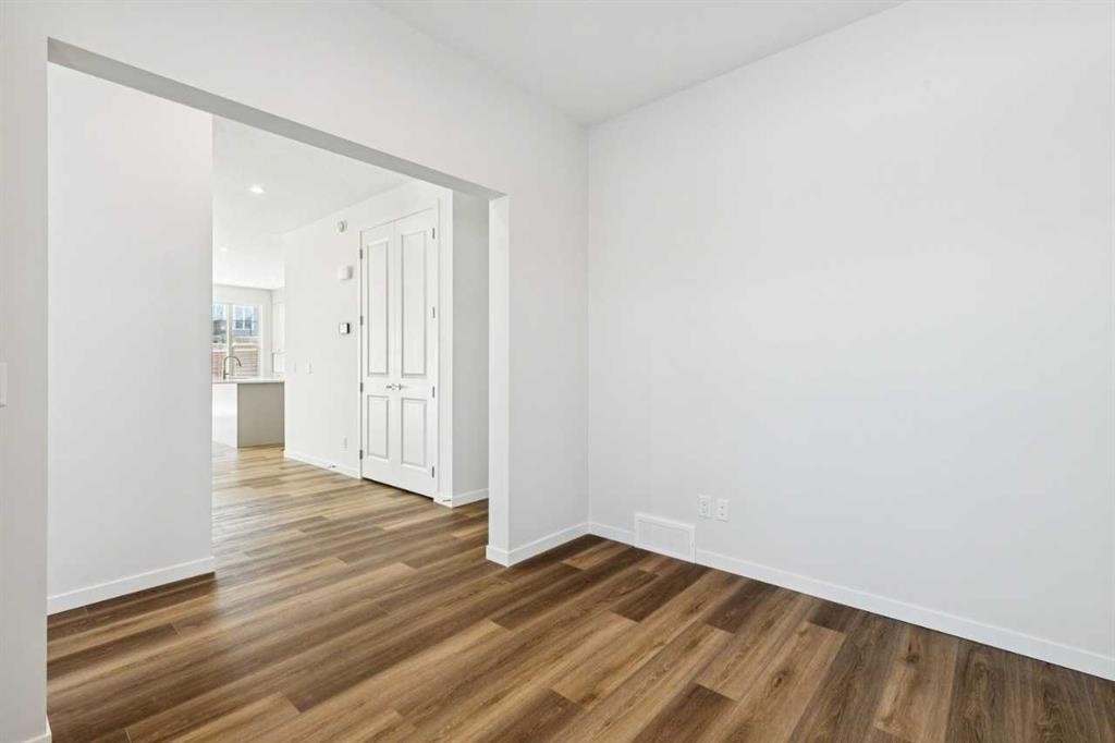28 Calhoun Rise Ne, Calgary, AB - Indoor Photo Showing Other Room
