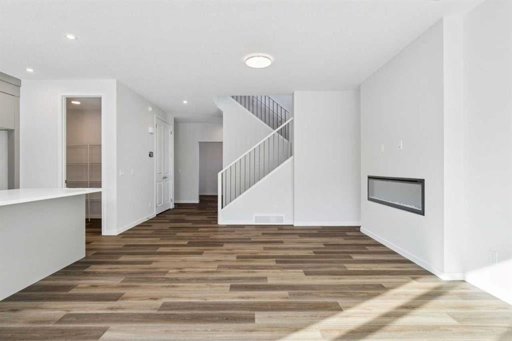28 Calhoun Rise Ne, Calgary, AB - Indoor Photo Showing Other Room