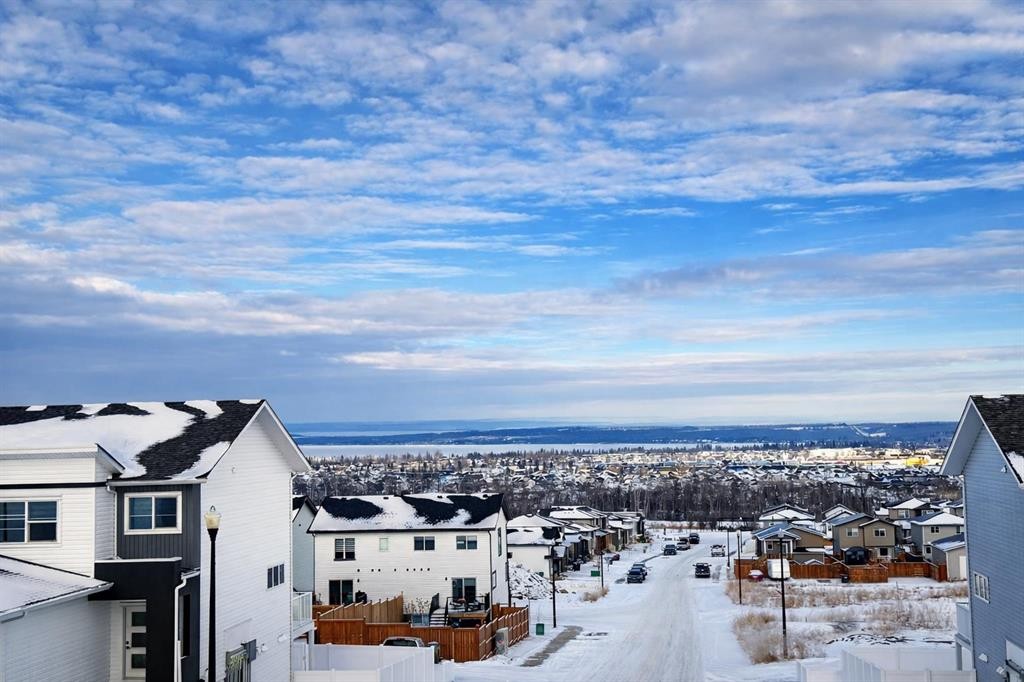 18 Violet Point, Sylvan Lake, AB - Outdoor With View
