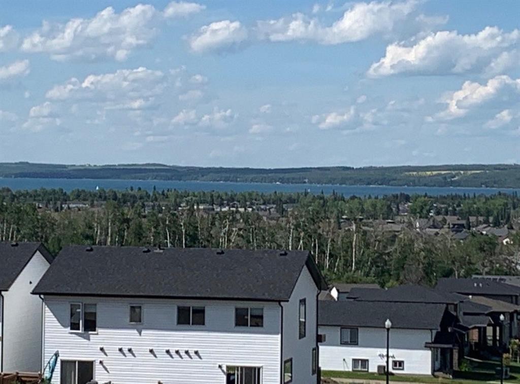18 Violet Point, Sylvan Lake, AB - Outdoor With View
