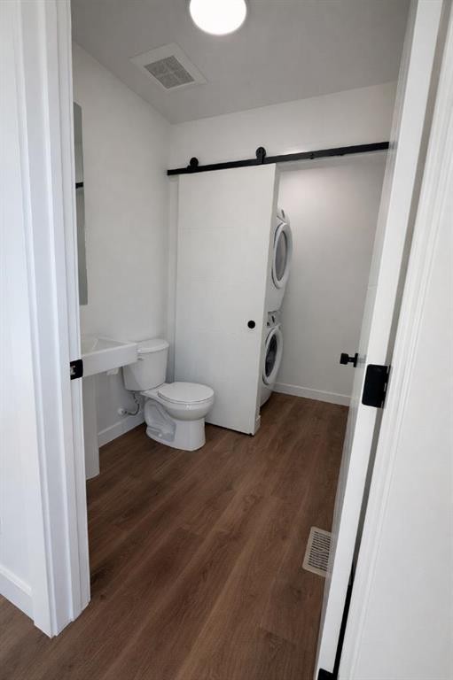18 Violet Point, Sylvan Lake, AB - Indoor Photo Showing Bathroom