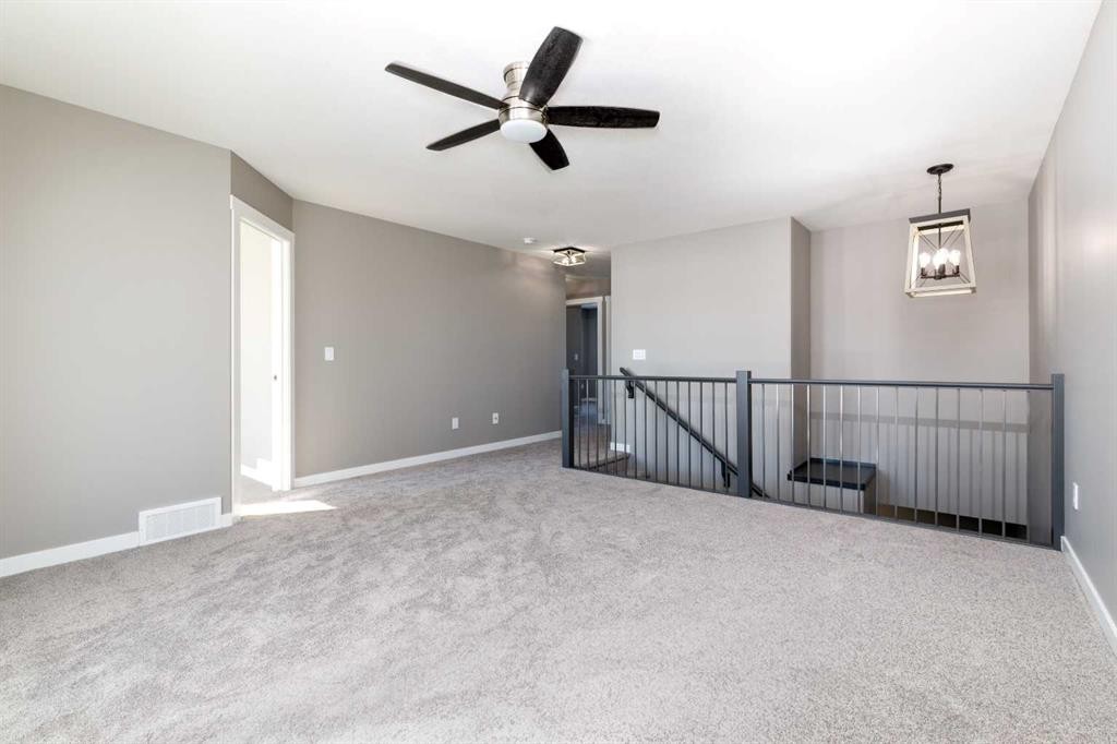55 Everson Close, Red Deer, AB - Indoor Photo Showing Other Room