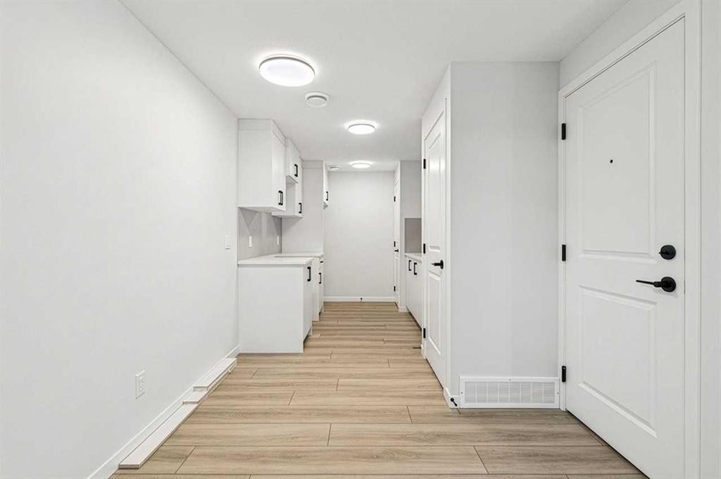 572 Belmont Heath Sw, Calgary, AB - Indoor Photo Showing Other Room