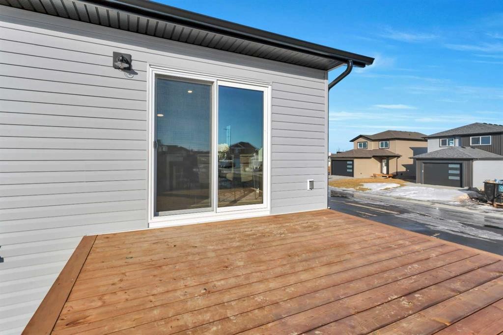 120 Hampton Crescent, Sylvan Lake, AB - Outdoor With Deck Patio Veranda With Exterior