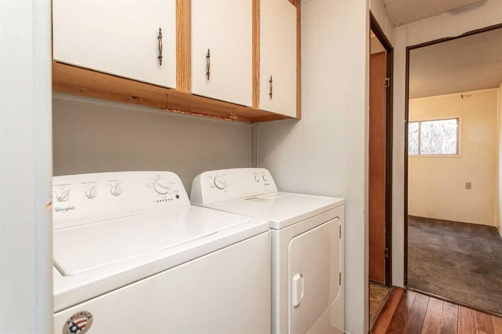 7 Parkland Acres, Lacombe, AB