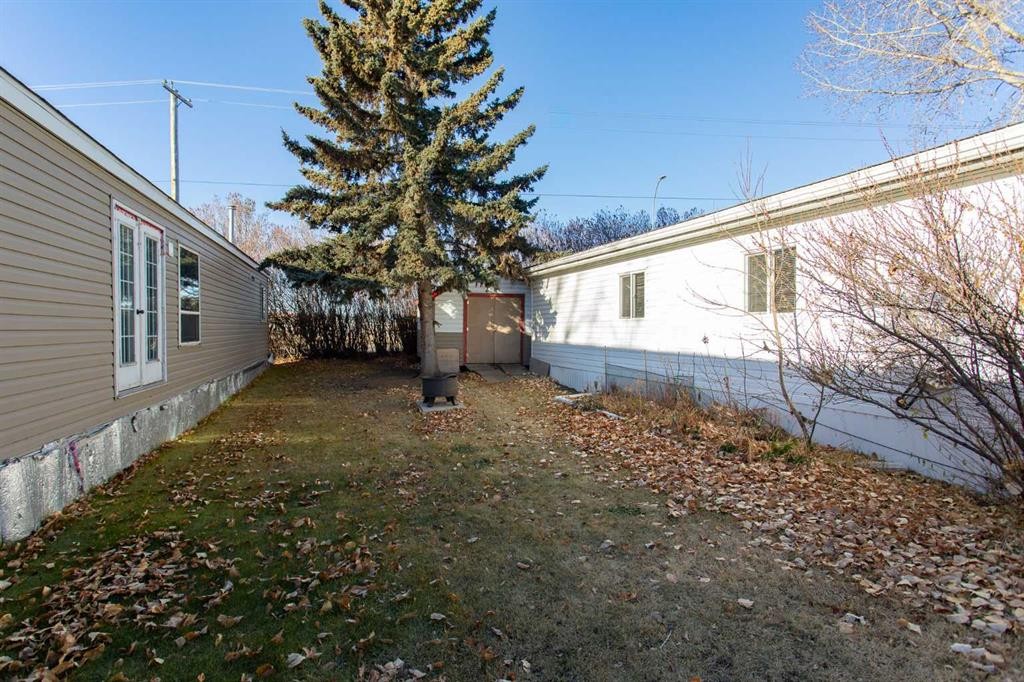 7 Parkland Acres, Lacombe, AB