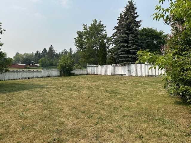 150 Piper Drive, Red Deer, AB - Outdoor