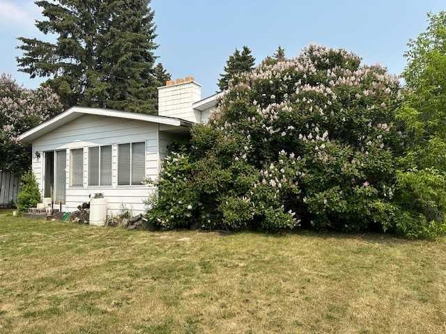 150 Piper Drive, Red Deer, AB - Outdoor