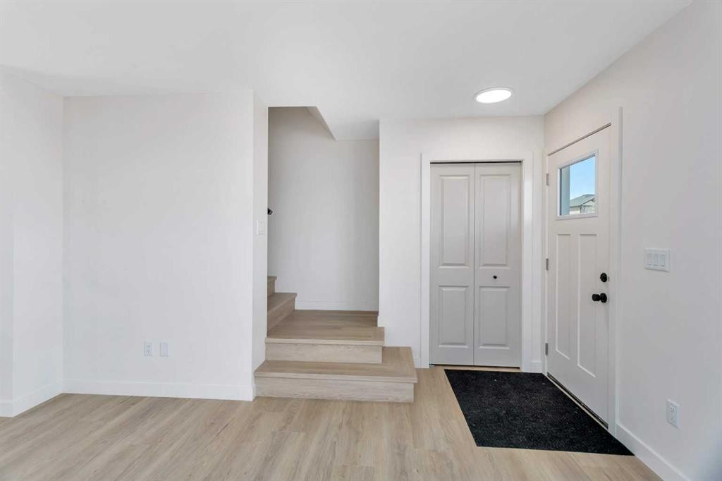 153 Athens Road, Blackfalds, AB - Indoor Photo Showing Other Room
