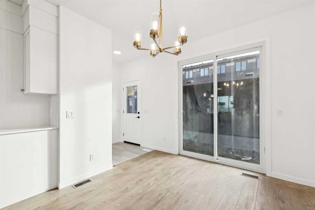 90 Bluerock Hill Sw, Calgary, AB