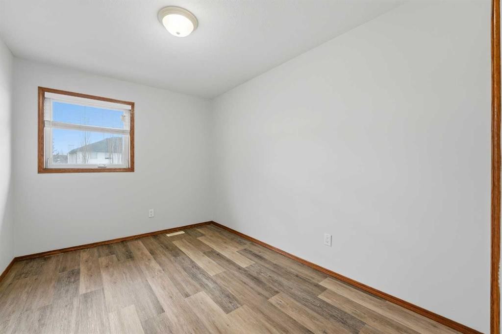 287 Cornett Drive, Red Deer, AB - Indoor Photo Showing Other Room