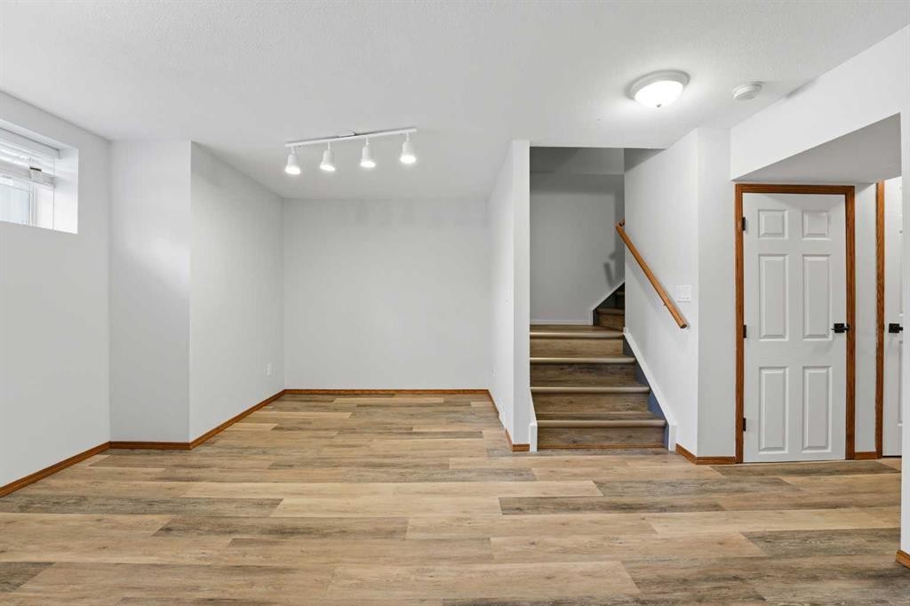 287 Cornett Drive, Red Deer, AB - Indoor Photo Showing Other Room