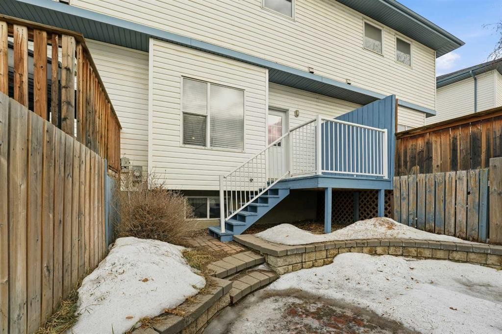 287 Cornett Drive, Red Deer, AB - Outdoor With Exterior