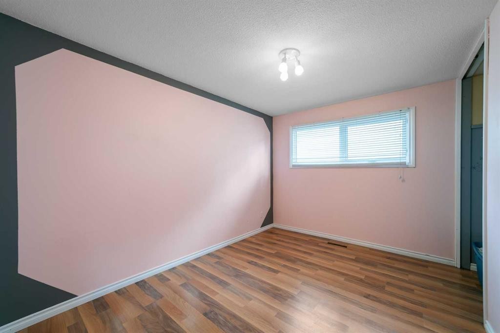 5620 50 Avenue, Killam, AB - Indoor Photo Showing Other Room